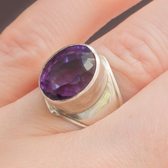 Vintage ’90s Plum Traders 925 Sterling Amethyst Modernist Ring Sz 7½ - Picture 10 of 12